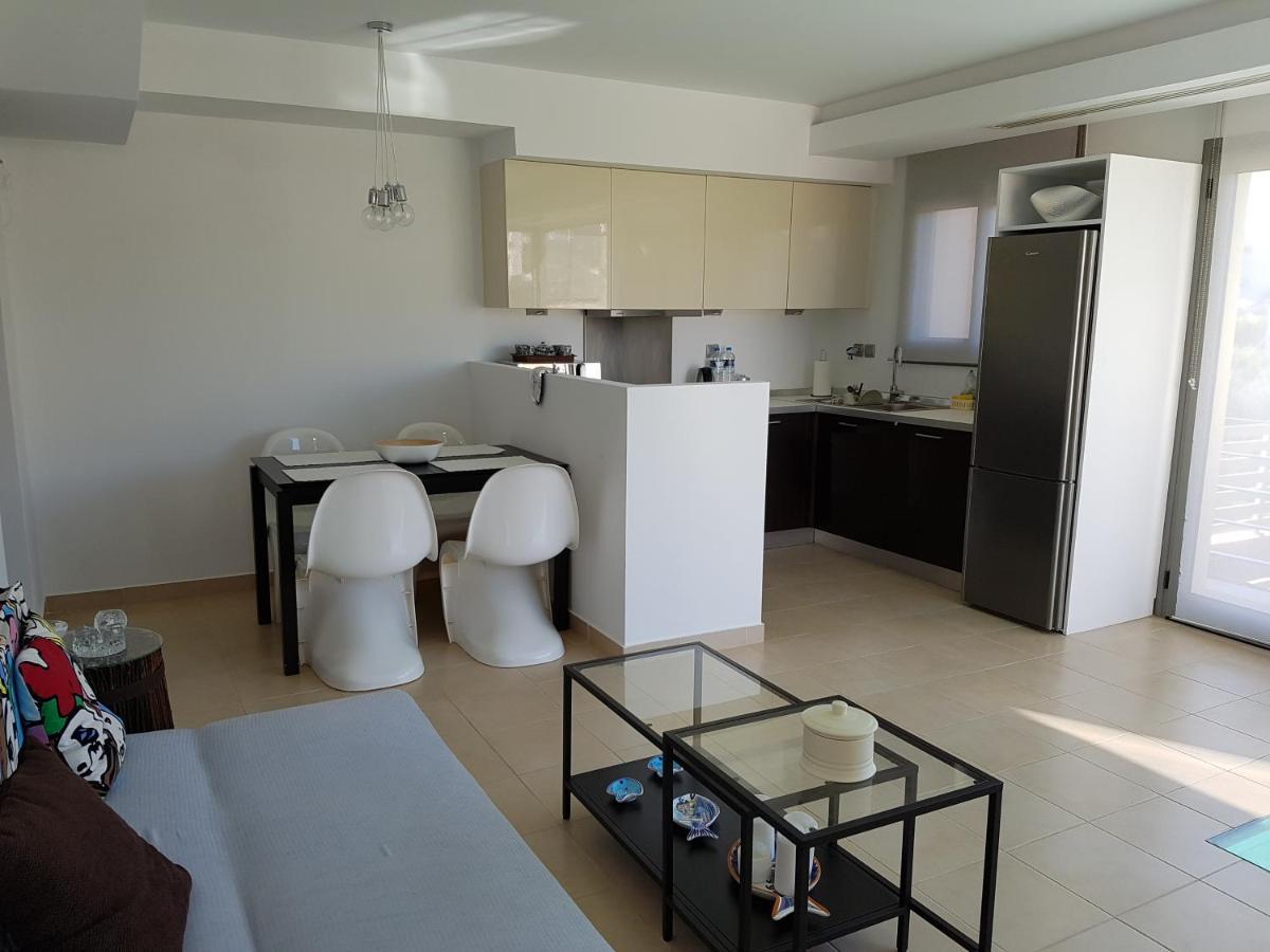 Rvg Rania House With Pool Apartman Pórto Héli Kültér fotó
