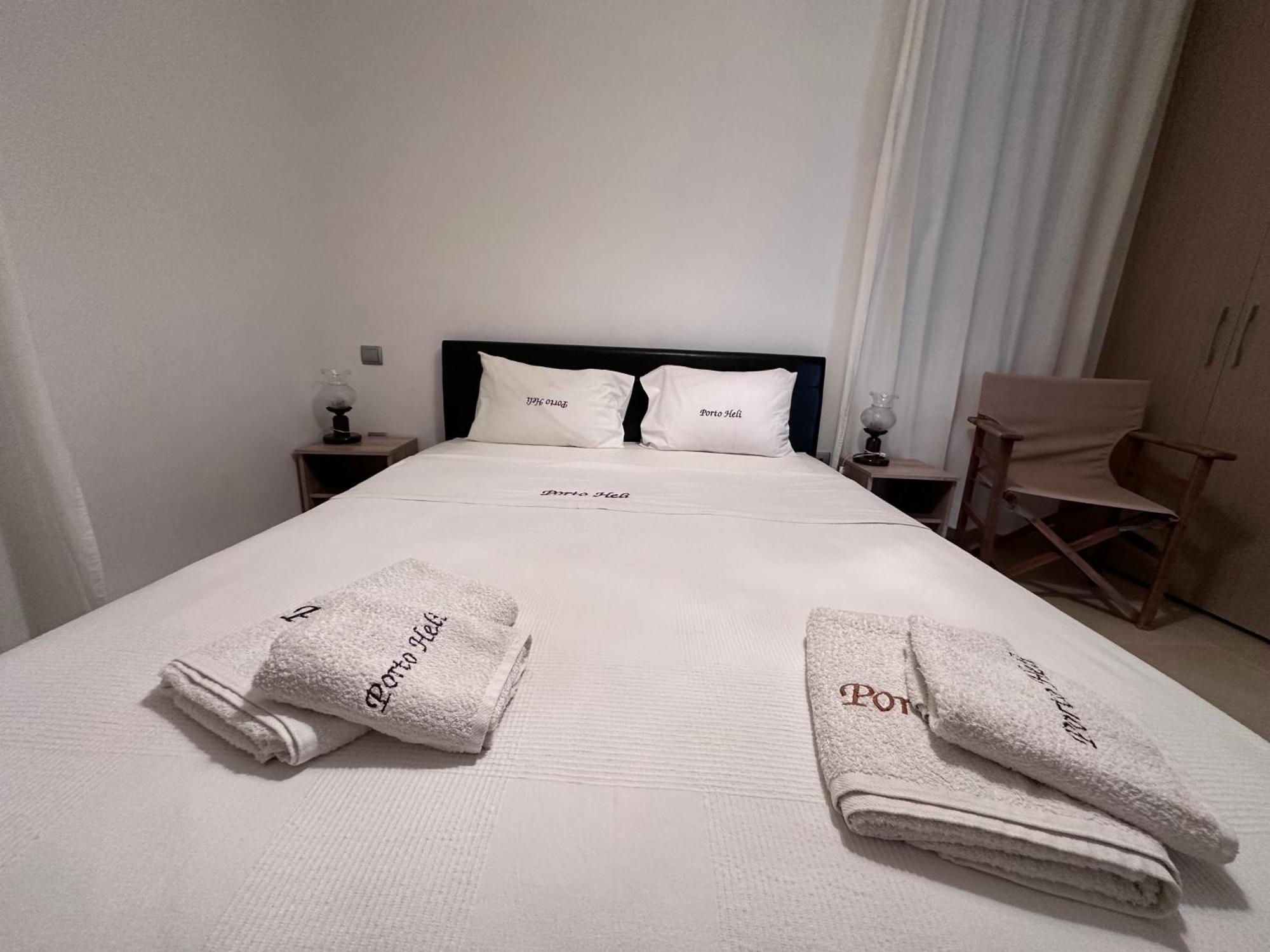 Rvg Rania House With Pool Apartman Pórto Héli Kültér fotó
