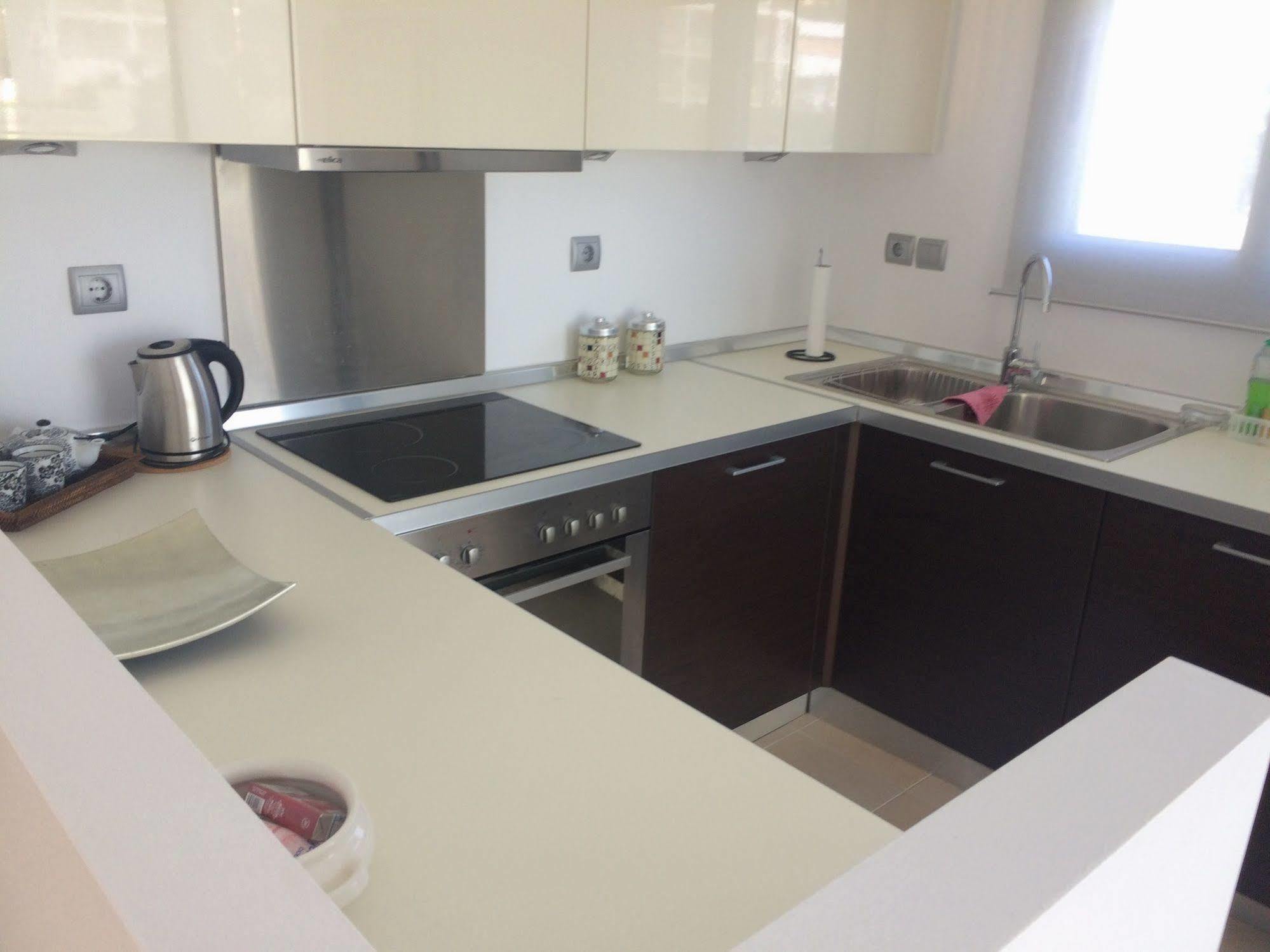 Rvg Rania House With Pool Apartman Pórto Héli Kültér fotó