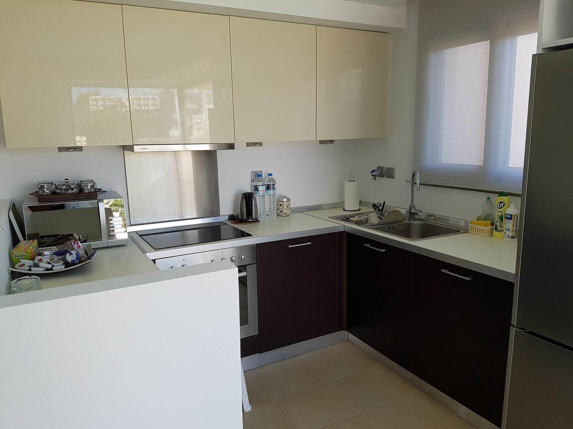 Rvg Rania House With Pool Apartman Pórto Héli Kültér fotó